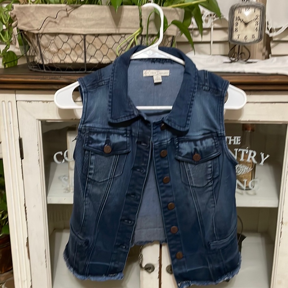 EST 1946 Denim jacket size small never worn brand new